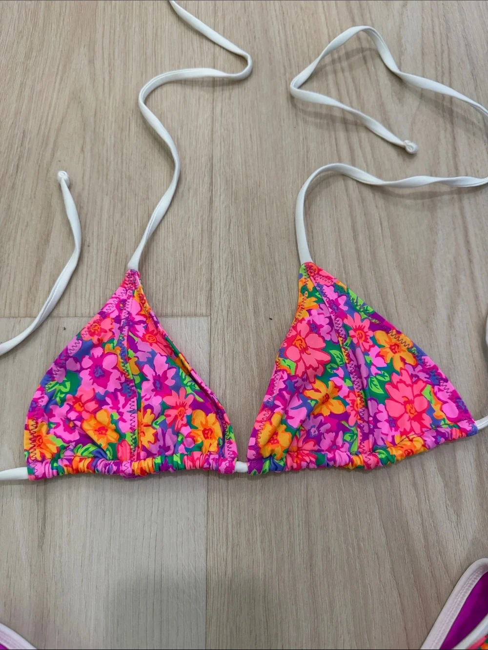 Frankie’s Bikinis Floral Bikini set S/M